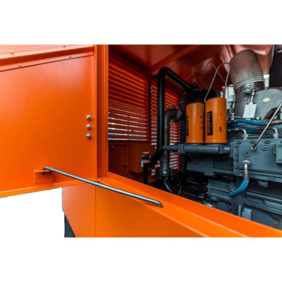 Компрессор ЗИФ-ПВ-20/4,0 на шасси